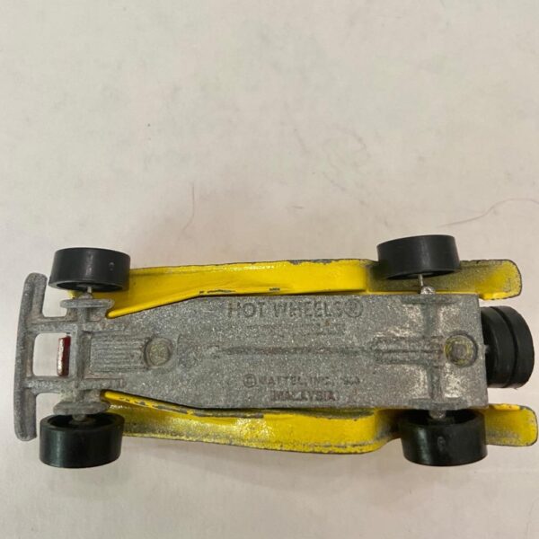 Vintage Hotwheels-Mattel Inc. 1982 yellow old car