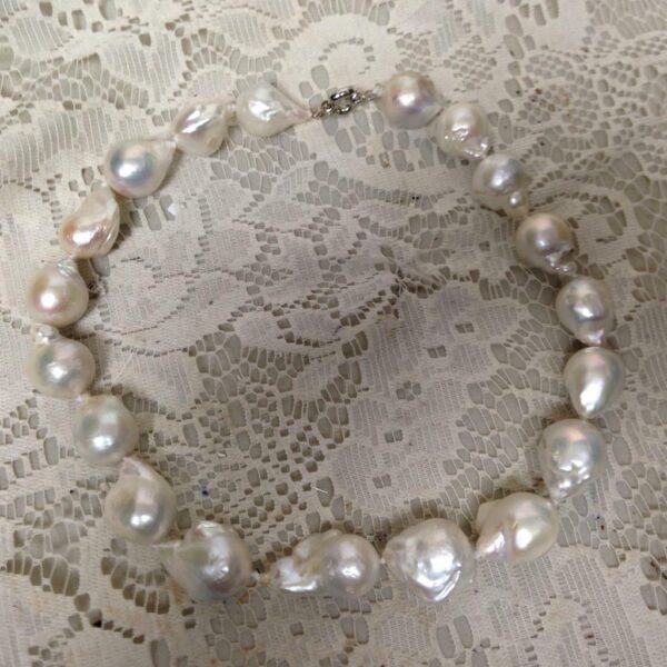 Stunning, Chunky, Real Iridescent White Pearls, 16in Choker-Necklace