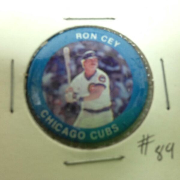 Ron Cey, Chicago Cubs #89, 3rd Base, Average 240, 1984 Funfood Buttons