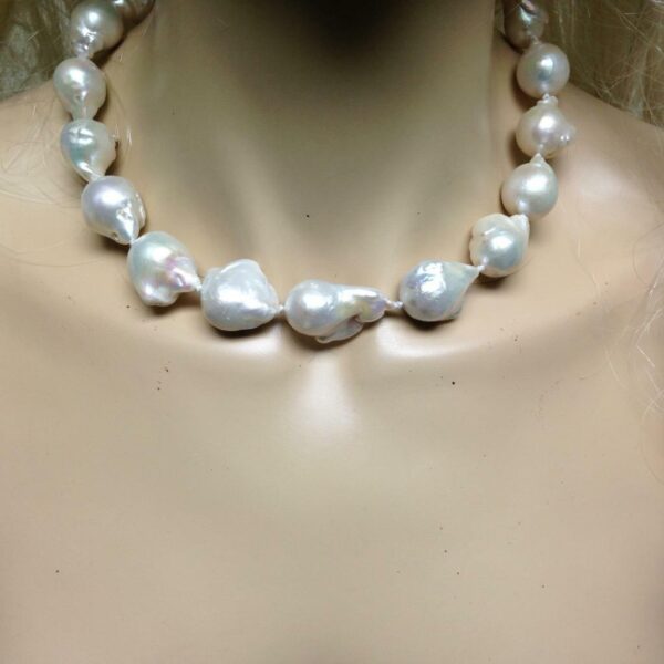 Stunning, Chunky, Real Iridescent White Pearls, 16in Choker-Necklace