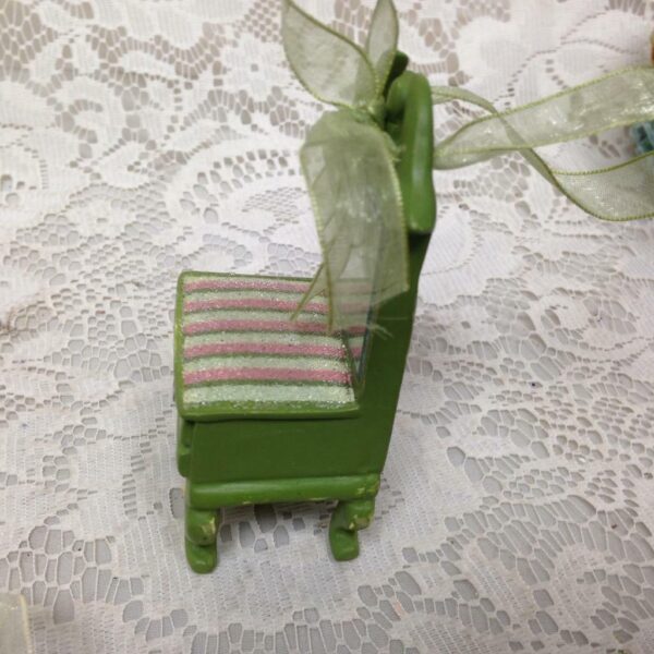 Dolls, Green Dresser Chair or Ornament 4in x 2in x 2.5in