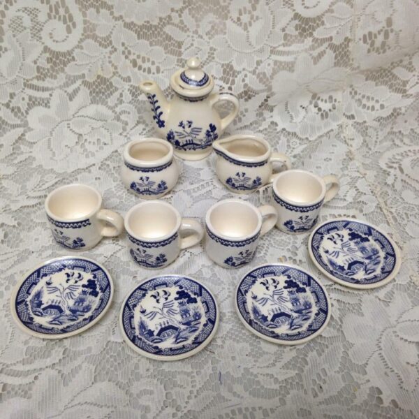 Vintage, Blue Willow, 13pc Child’s Tea Set - Brown Wicker Basket