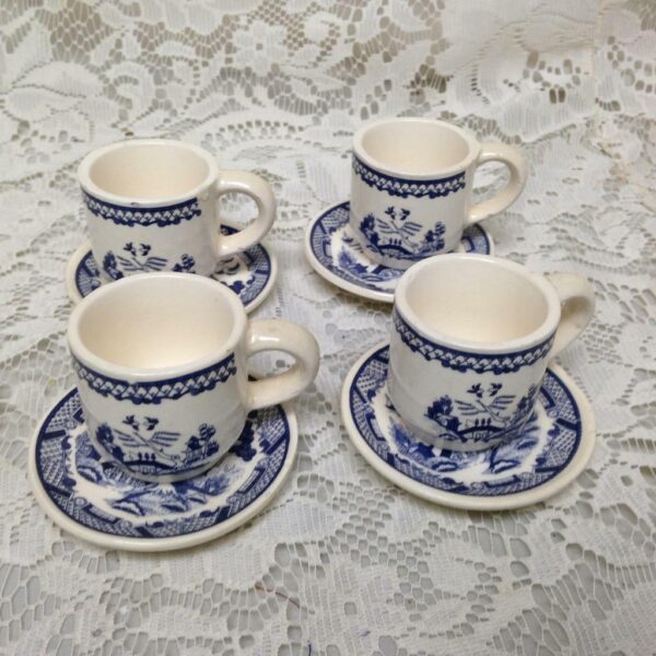 Vintage, Blue Willow, 13pc Child’s Tea Set - Brown Wicker Basket