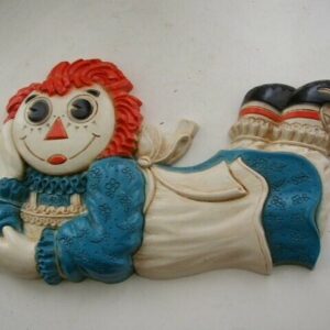 Vintage, 1977 Bobbs Merrill Raggedy Ann 12in x 8in Wall Plaque