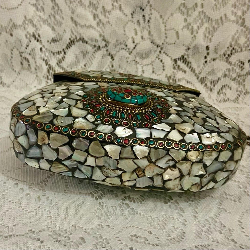Abalone Shards Metal Purse- Crossbody 7.5in x 5.5in x 2in