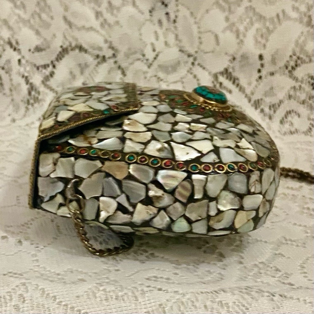Abalone Shards Metal Purse- Crossbody 7.5in x 5.5in x 2in