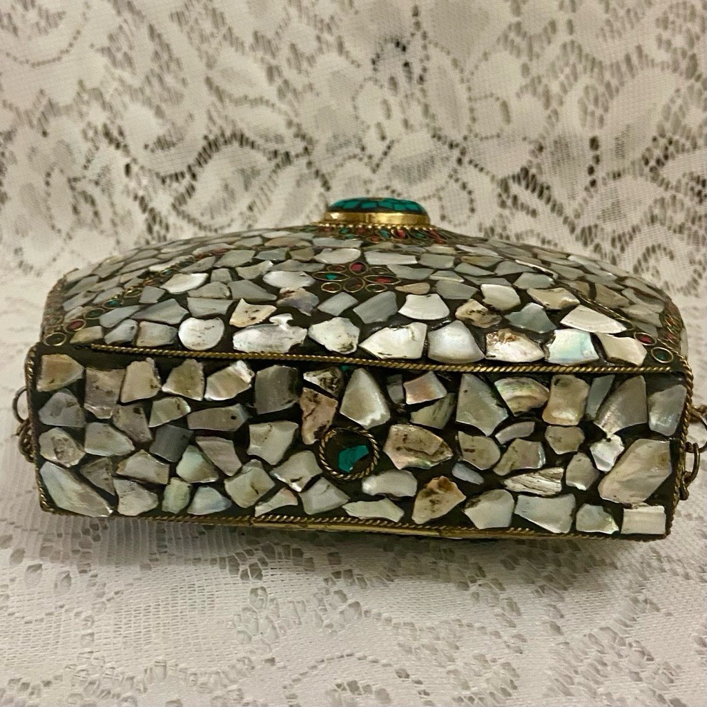 Abalone Shards Metal Purse- Crossbody 7.5in x 5.5in x 2in