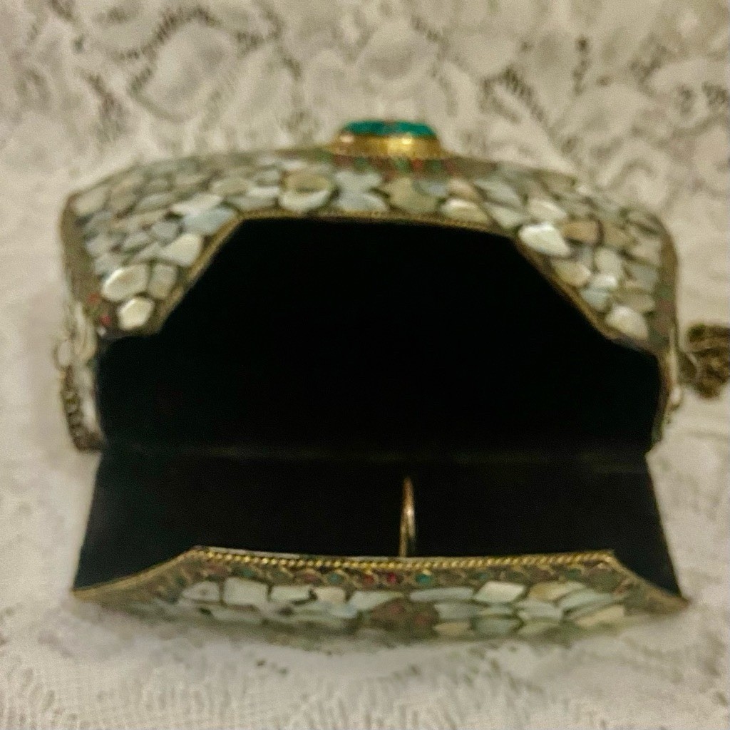 Abalone Shards Metal Purse- Crossbody 7.5in x 5.5in x 2in