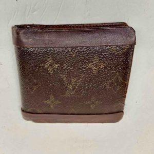 Authentic Louis Vuitton Brown Mono Mens Credit Card Wallet 4in x 4in