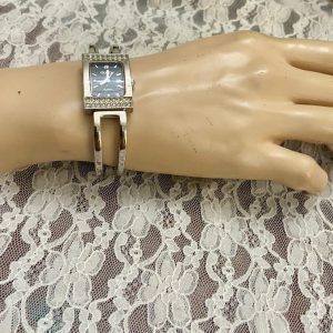 Gucci 90001 Quartz Silver Tone with Rhinestones Bangle Ladies Watch