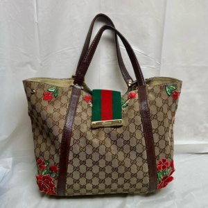 Vintage, Gucci, Sherry-line, GG Coated Canvas with Red Floral Embellishment HB