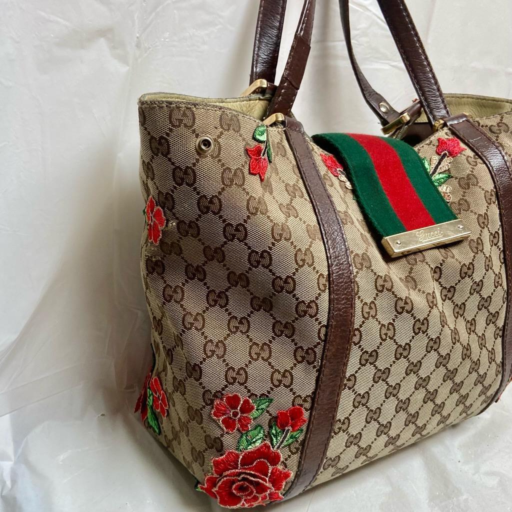 Vintage, Gucci, Sherry-line, GG Coated Canvas with Red Floral Embellishment HB
