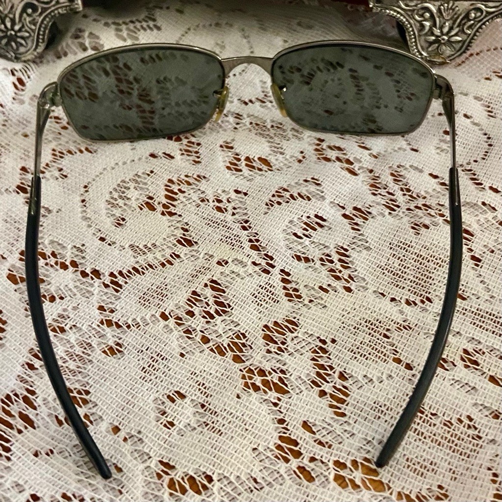 Ray-Ban Italy Aviator Silver Frame Sunglasses