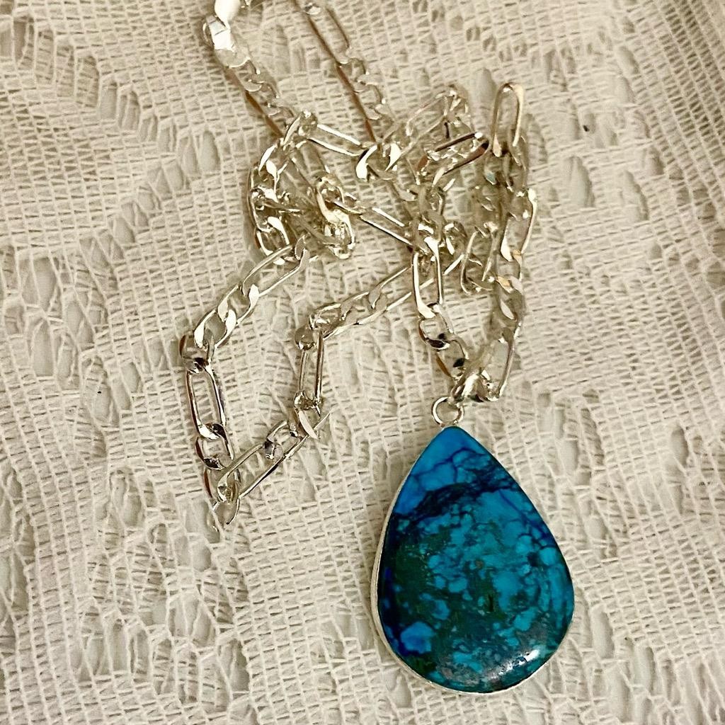 Vintage, Large Teardrop Turquoise – Pendant Necklace