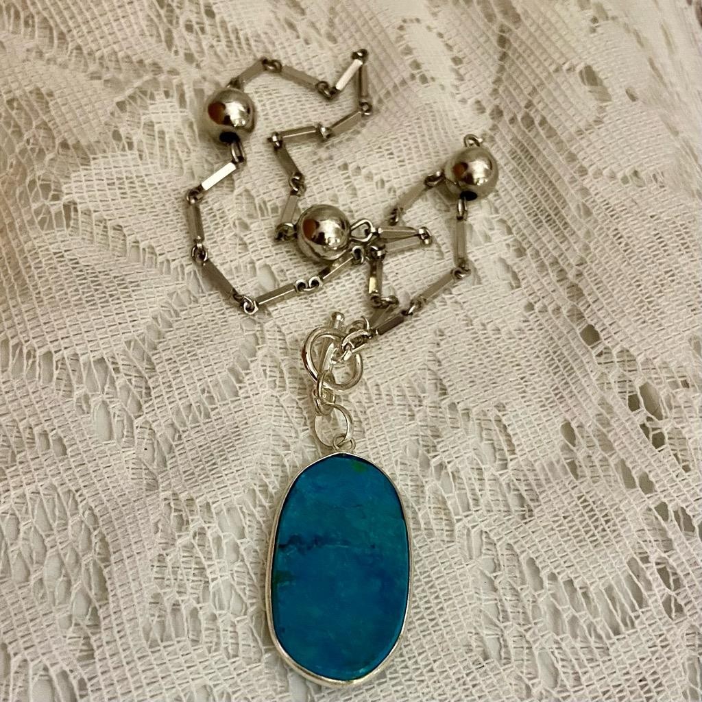 Vintage, Beautiful, Large Oblong Turquoise Necklace