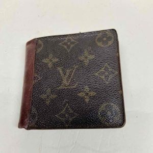 Authentic Louis Vuitton Brown Mono Mens Credit Card Wallet 4in x 4in (B)