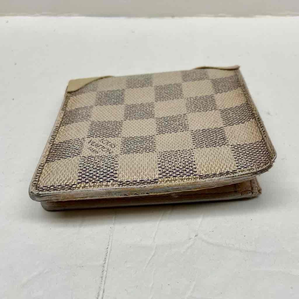 Vintage, Authentic Louis Vuitton Damier Mens Credit Wallet 4.5in x 4in