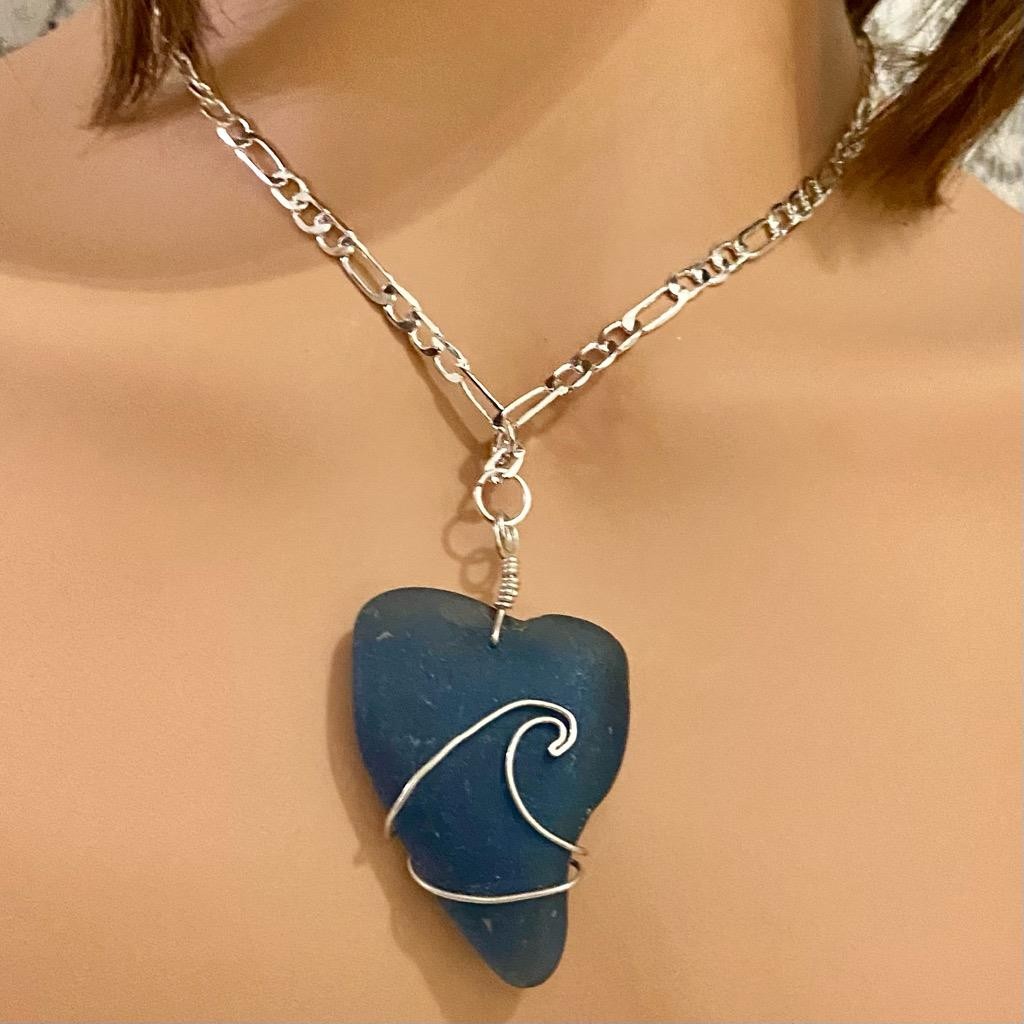 Vintage, Large Wired Heart Sea-polished Glass Pendant Necklace