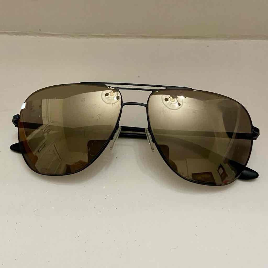 Giorgio Armani Aviator Sunglasses AR6060. 3001/54 59-14 145 3N
