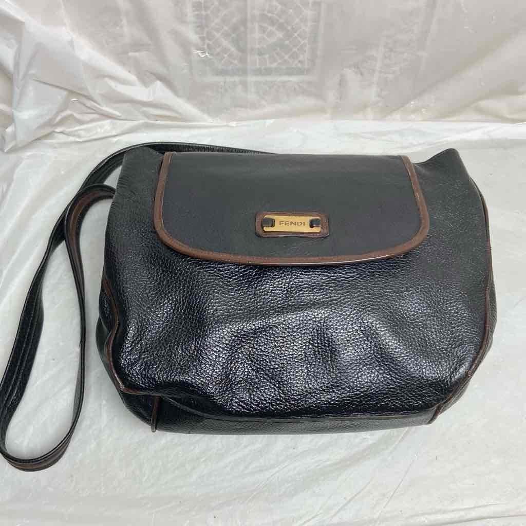 Vintage Fendi Black Leather Crossbody Bag 11in x 11in x 5in
