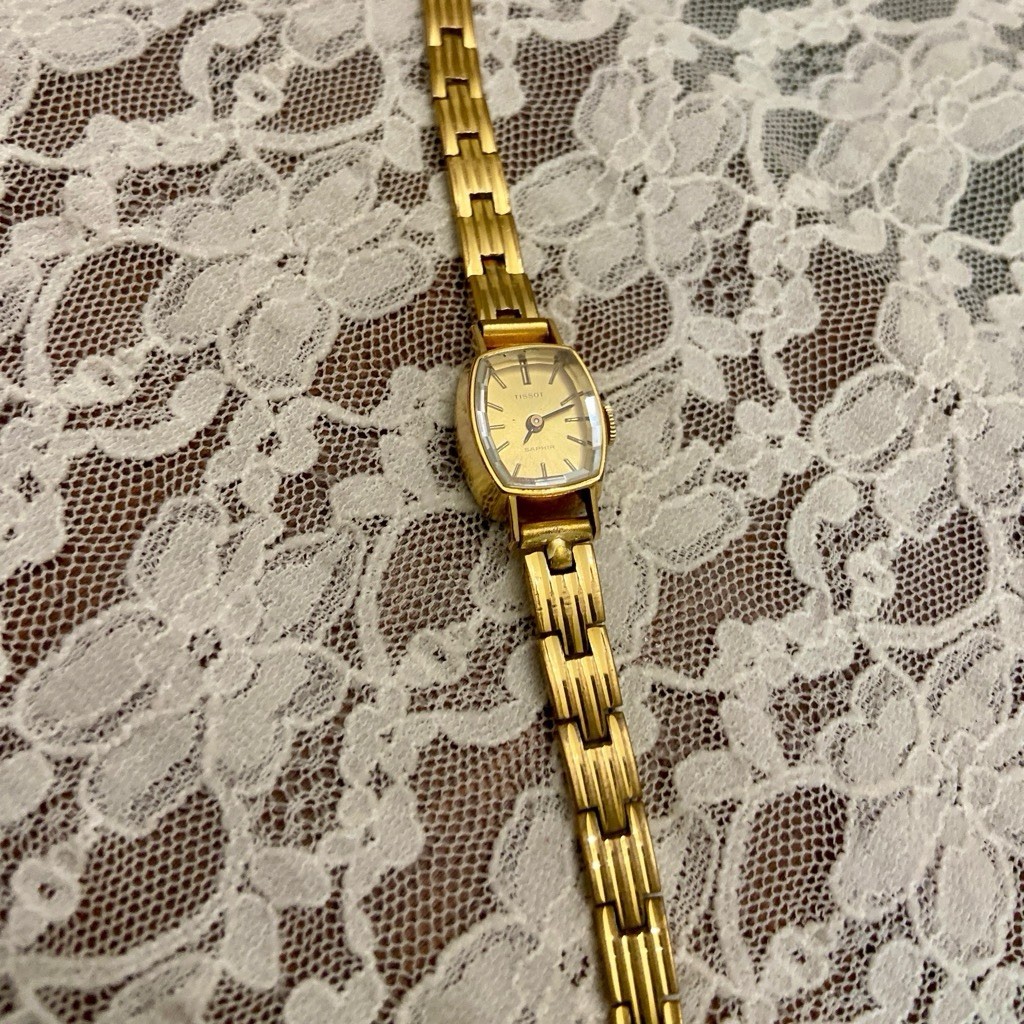 Tissot Saphir, Swiss Made Yellow Gold-Mechanical Ladies Watch