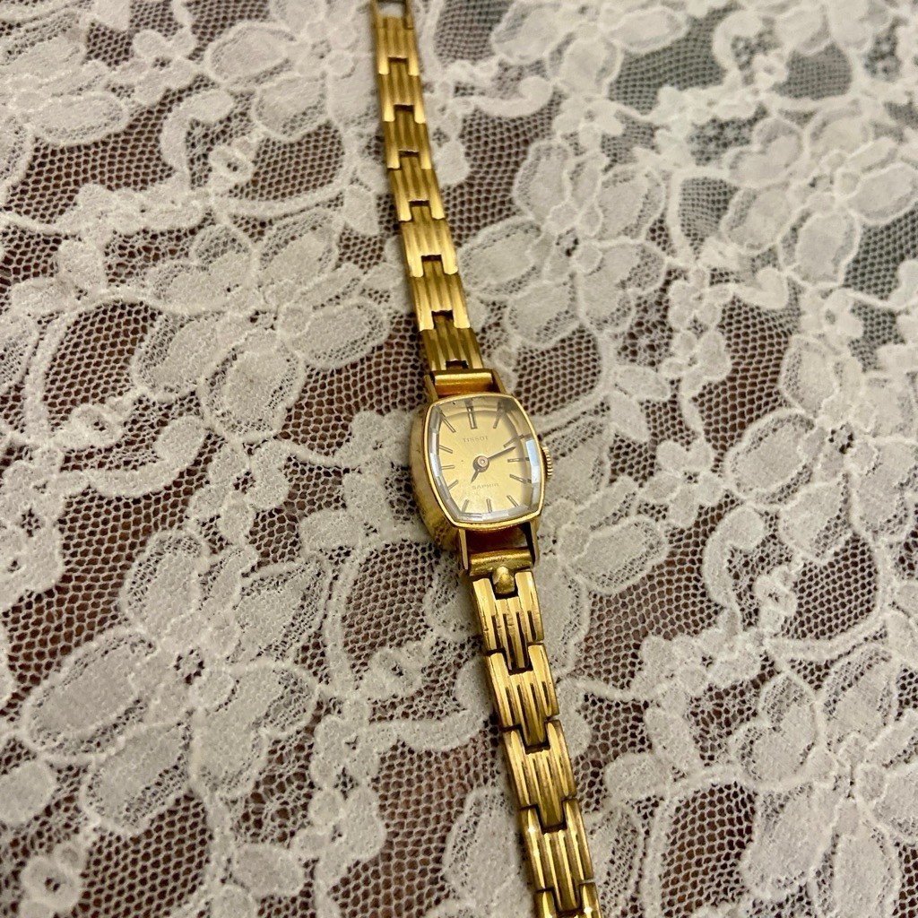 Tissot Saphir, Swiss Made Yellow Gold-Mechanical Ladies Watch