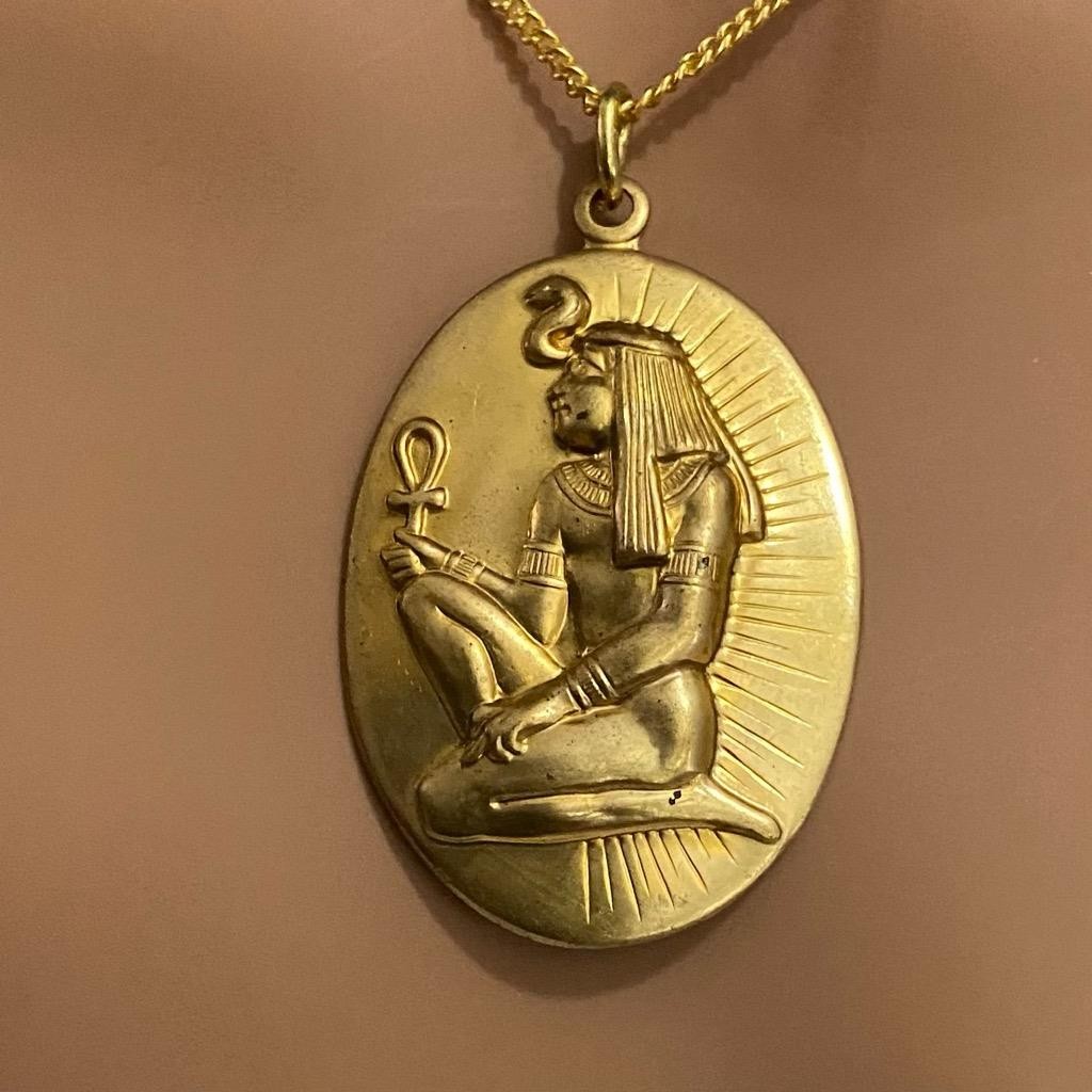 Vintage Egyptian Pharaoh Gold Filled Cameo with 18in Gold Tone Chain Necklace