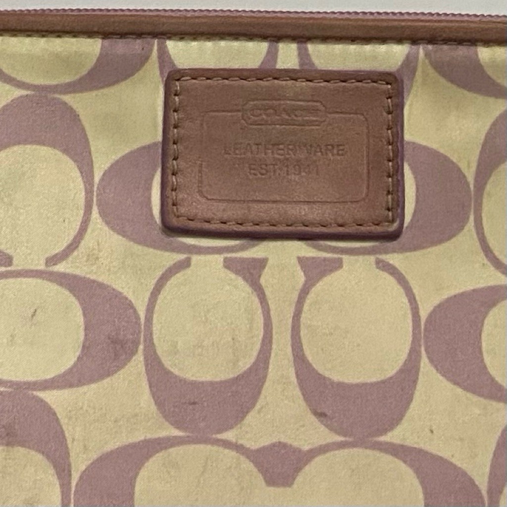 Coach White-Purple Signature Canvas Large Wristlet