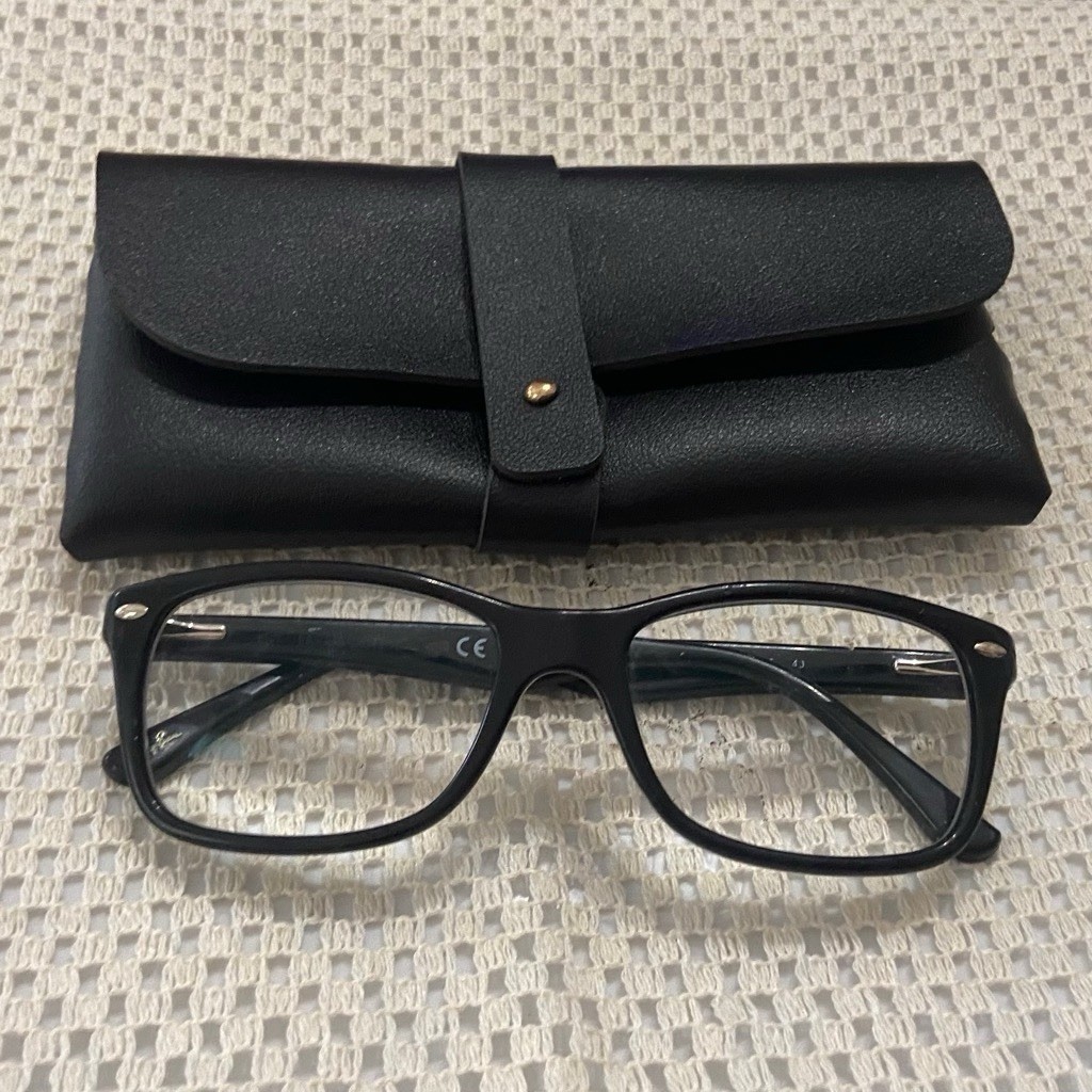 Ray-Ban Black Frame Reading Glasses-200 or less