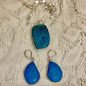 Vintage Turquoise 3-pc Necklace and Earrings Set w/ 18in Silver Chain Necklace