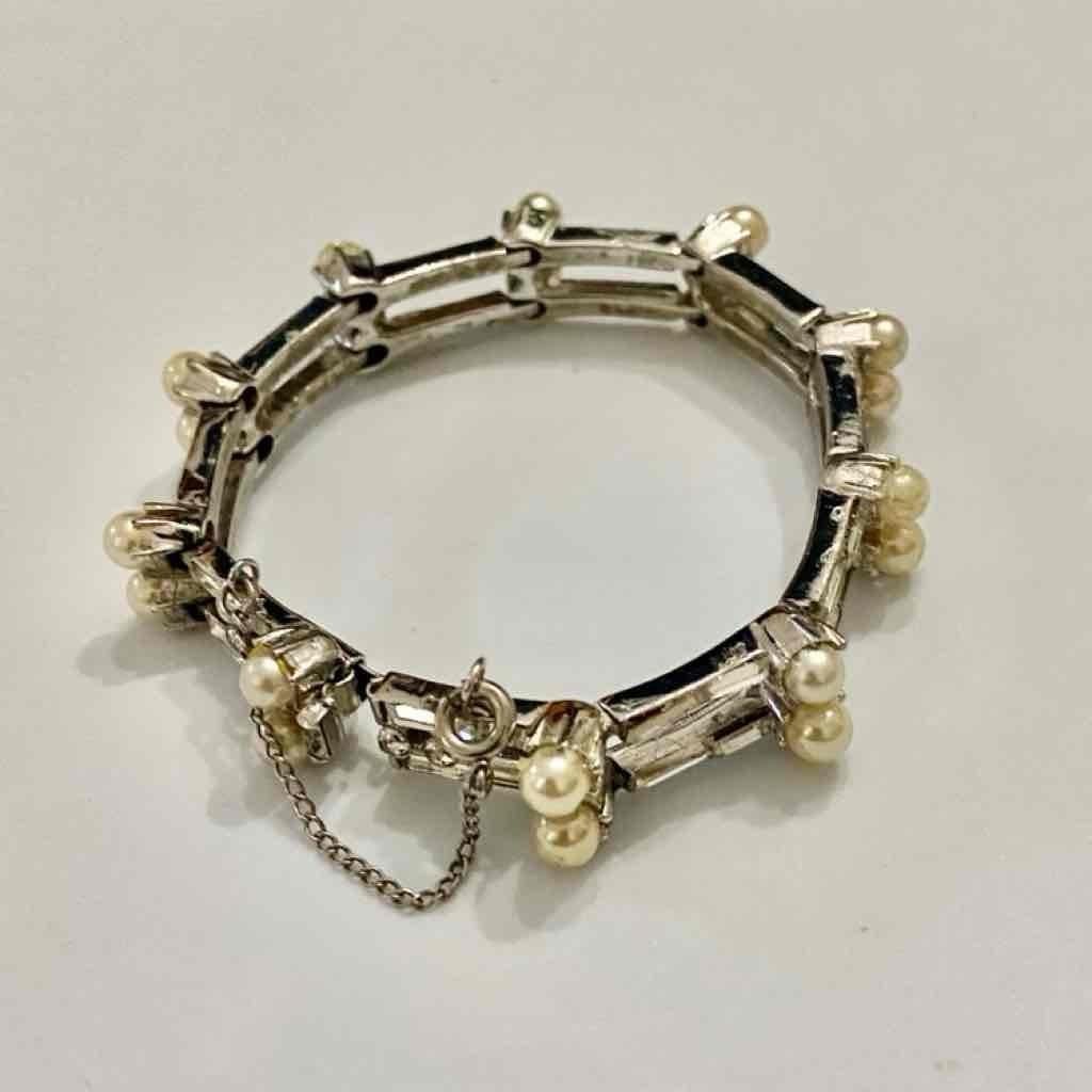 Vintage, Kramer, Rare Pearls, Baguette Crystals Silver Tone Bracelet