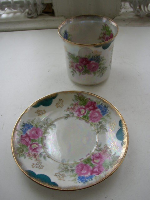 Vintage, Can Style, Floral, Pearl Iridescent Cup and Saucer