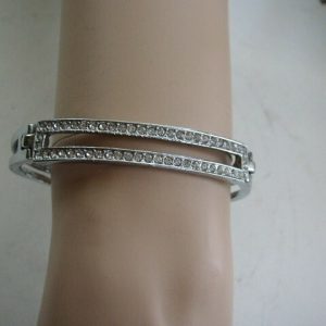 Stunning, Silver Toned Rhinestones Bangle Bracelet 7.5in L x 1/2in W