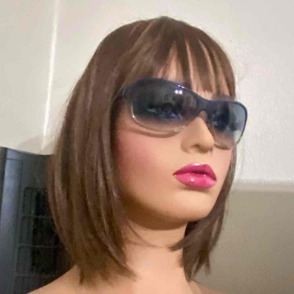Chloe 120 Gradient Blue-Gray Sunglasses with Black Case