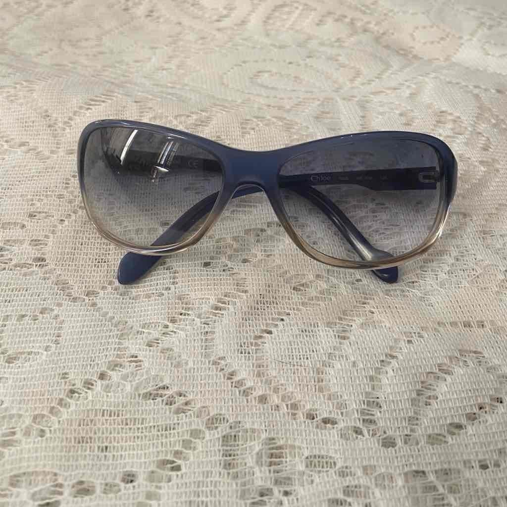 Chloe 120 Gradient Blue-Gray Sunglasses with Black Case