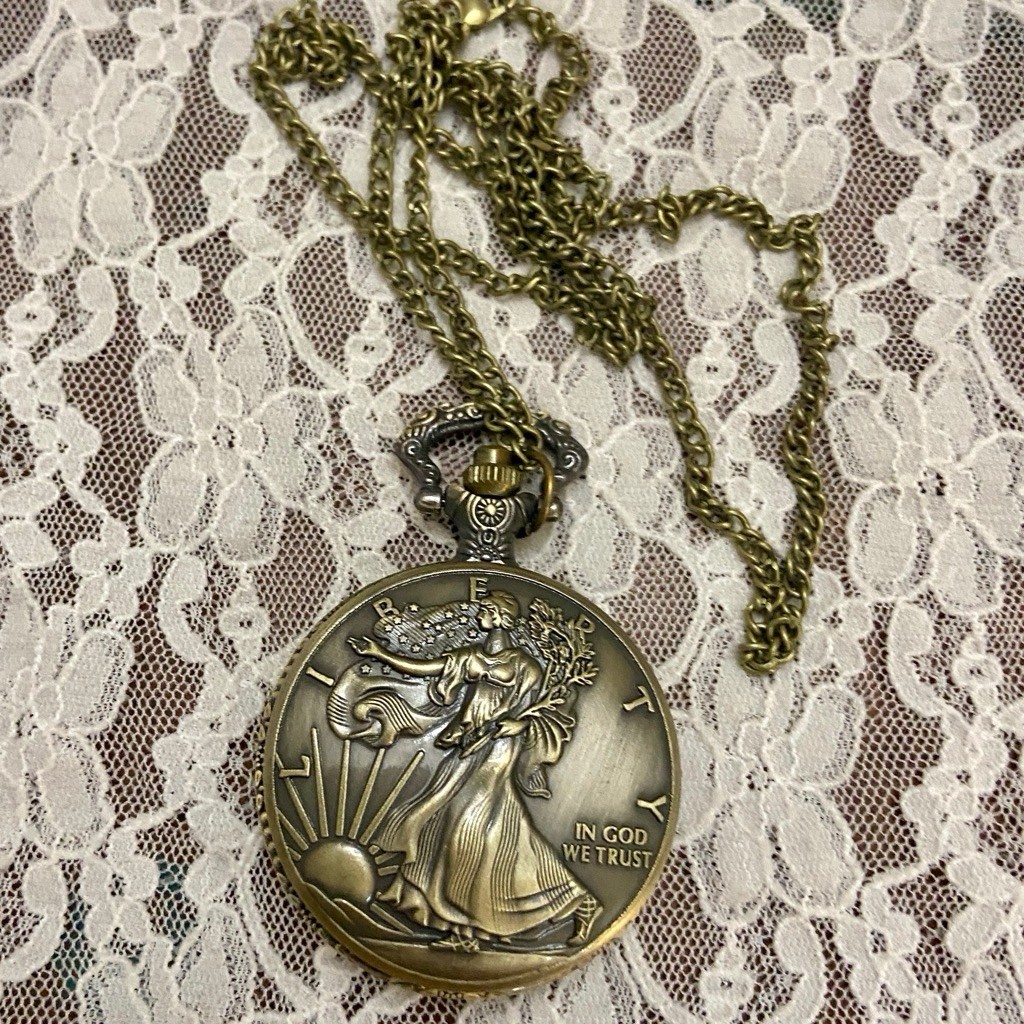 Lady Liberty Quartz Pocket Watch Pendant Necklace