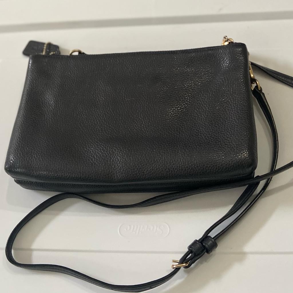 Coach 33273 Black Leather-Double Zip Compartment Crossbody