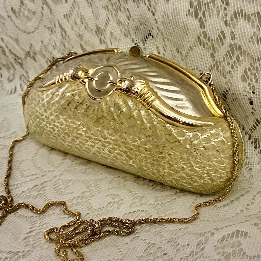 Vintage, Oblong Reptile Snake Gold Metal Purse- Crossbody 9in x 4in x 2in