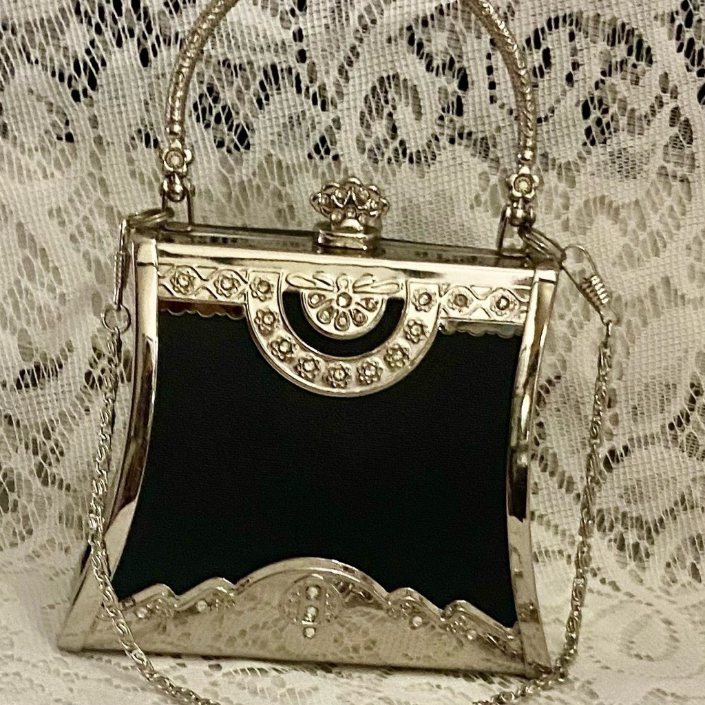 Vintage, Boxy Silver Satchel-Crossbody 5.5in x 4.5in x 2.5in