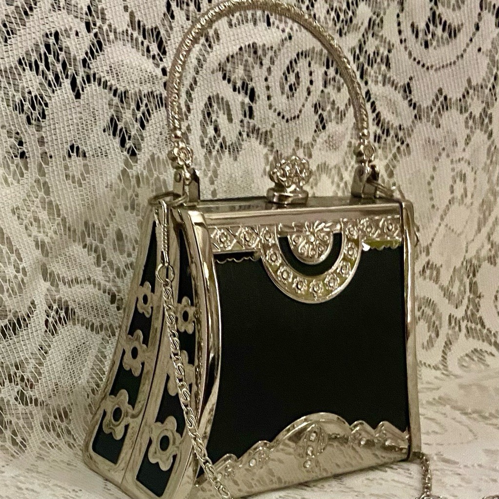 Vintage, Boxy Silver Satchel-Crossbody 5.5in x 4.5in x 2.5in