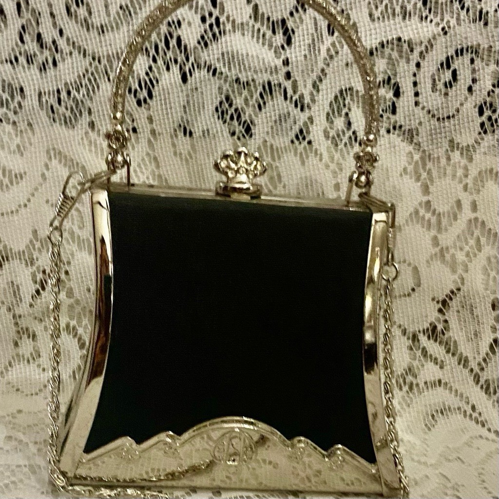 Vintage, Boxy Silver Satchel-Crossbody 5.5in x 4.5in x 2.5in