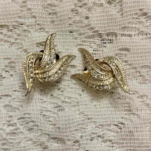 Art Deco, Vintage, Kramer Gold Tone Earrings with Clear Crystals Clip Earrings