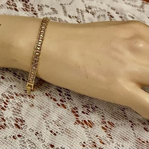 Vintage Lot of 2 Gold Tone Bracelets