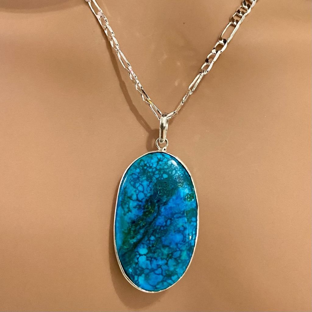 Vintage Turquoise 3-pc Necklace and Earrings Set with 18in Silver Chain Necklace