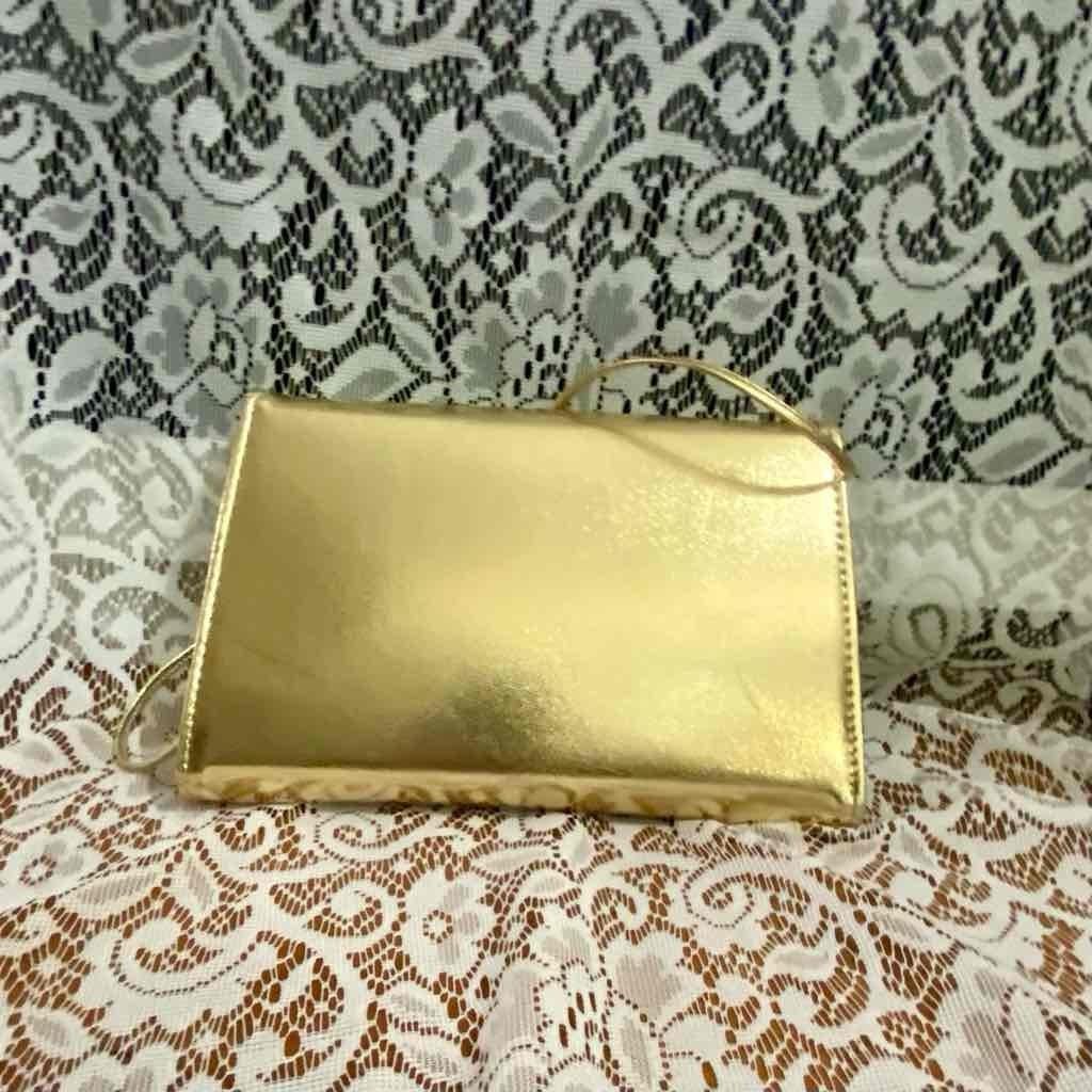 Metallic Tri-colored Small Evening Crossbody Bag 7.5in x 11in x 2.5in