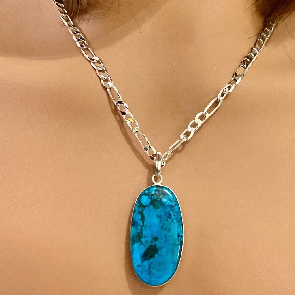 Vintage Turquoise Teardrop Necklace with 18in Silver Chain Necklace (B)