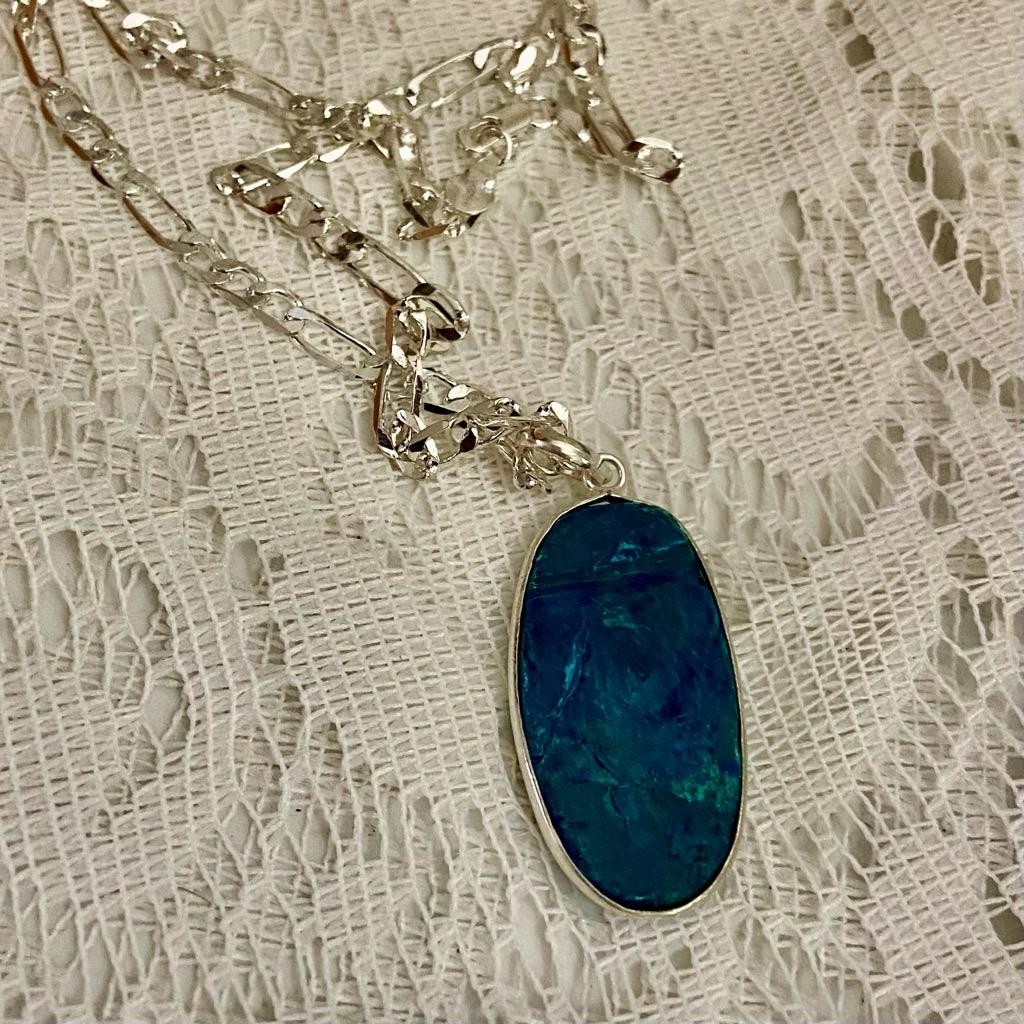 Vintage Turquoise Teardrop Necklace with 18in Silver Chain Necklace (B)