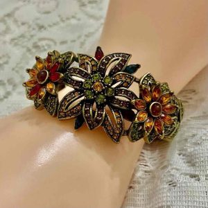Vintage, Heidi Daus Stunning Multi Colored Crystals Chunky Hinged Bracelet