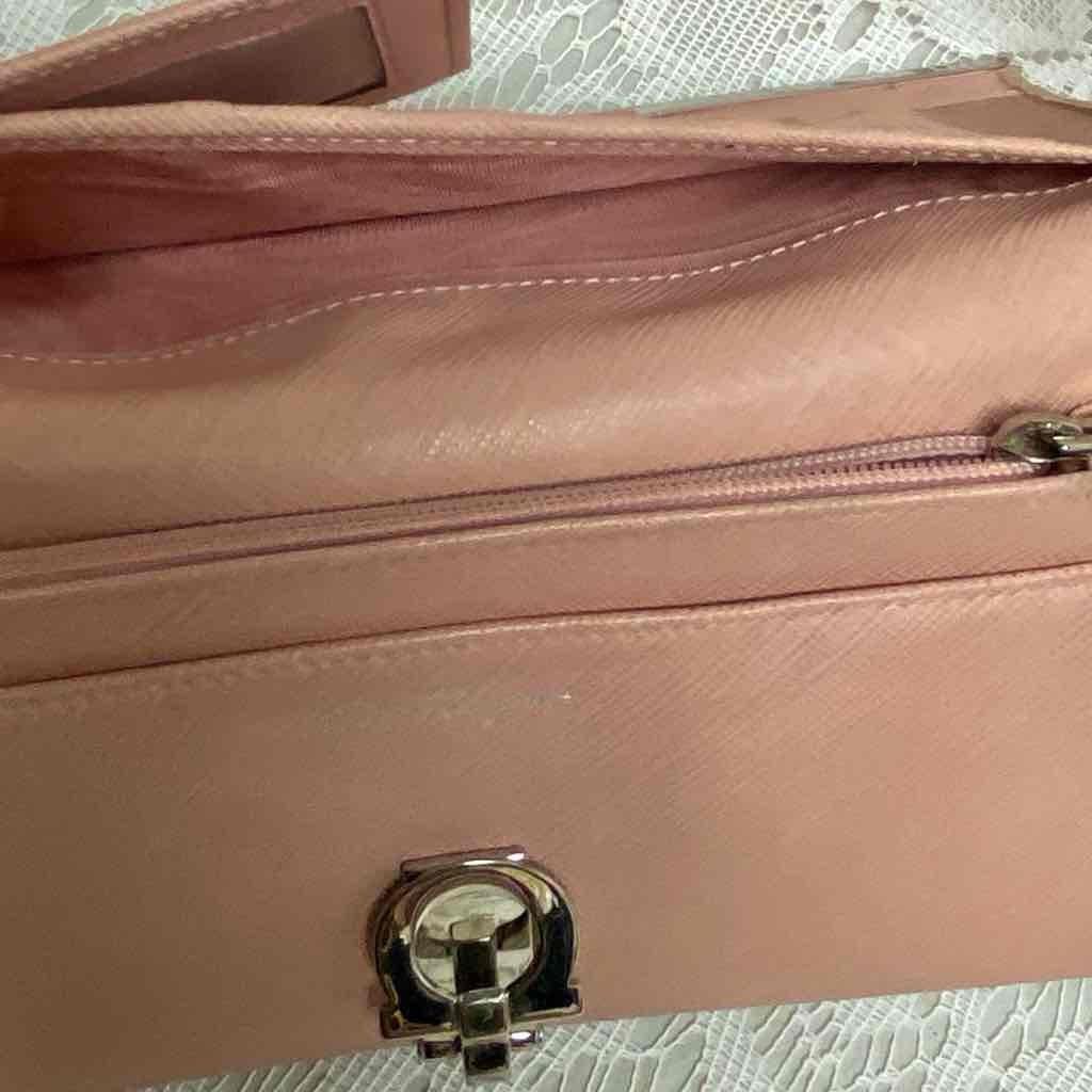 Vintage, Salvatore Ferragamo Pink Leather, Bifold, Long, Wallet 7.5in x 4 in