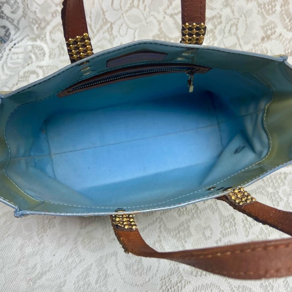 Louis Vuitton, Reade, Vernis Mono Green Tote or Hand Bag 11in x 7n x 4in(MI0063)